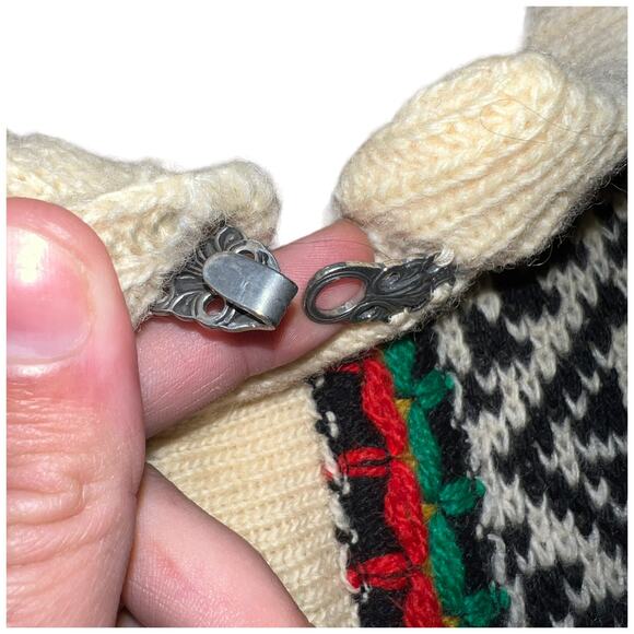 Vintage Norwegian Nordstrikk Wool Fair Isle Cardigan Pewter Toggles Unisex S/M - Picture 9 of 11
